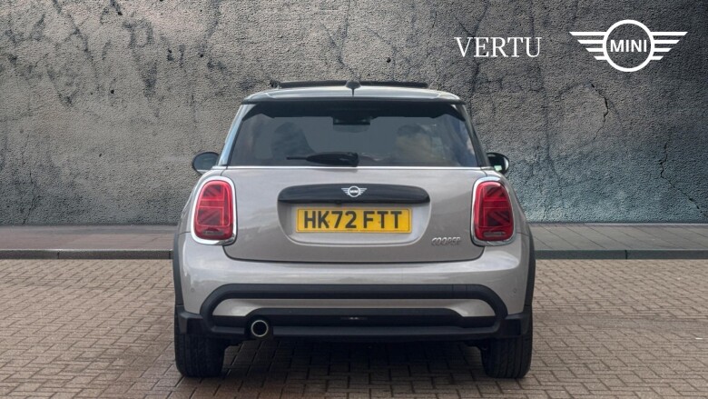 MINI Hatchback 1.5 Cooper Exclusive 3dr Auto Petrol Hatchback